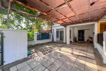 2 Storey Intermediate @ Damai Rasa, Alam Damai, Cheras, Kuala Lumpur