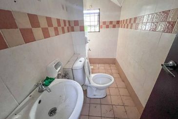 Storey Damai Kasih Alam Damai Cheras KL