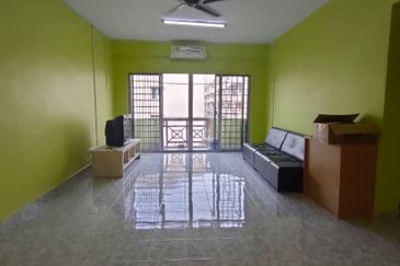Kayangan Apartment Bandar Sunway 