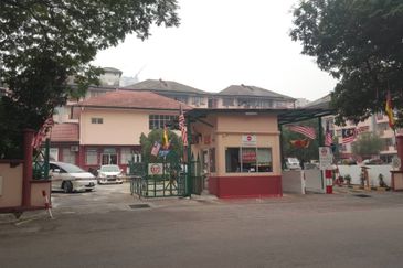 Kayangan Apartment Bandar Sunway 