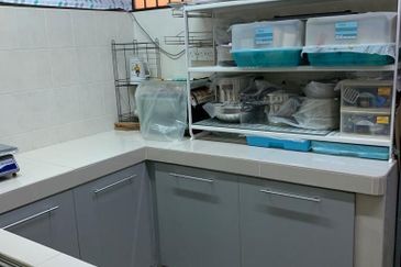 Double Storey Intermediate Jalan Bukit Emas Balakong, Kajang