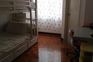 Double Storey Intermediate Jalan Bukit Emas Balakong, Kajang
