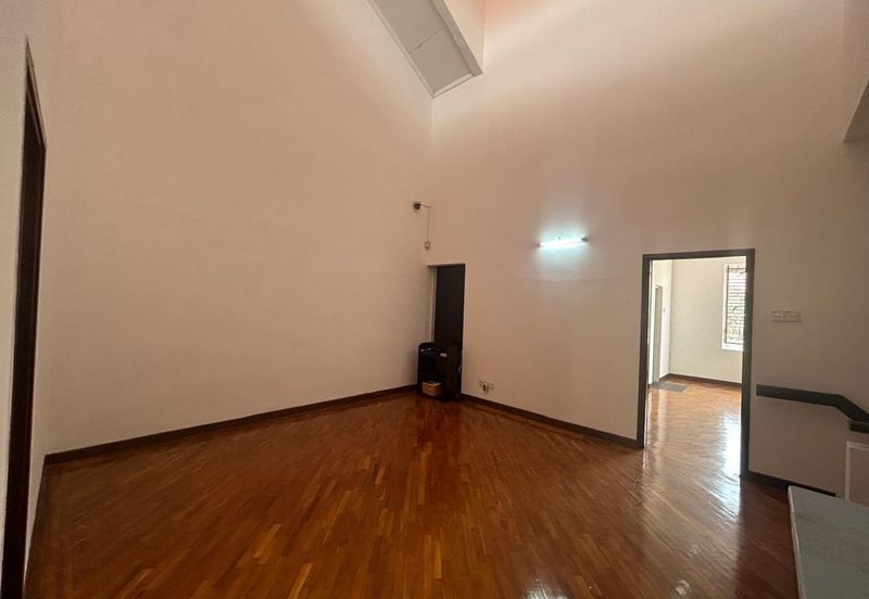  2 Storey Intermediate Aman 1 Jalan Nova @ Subang Bestari