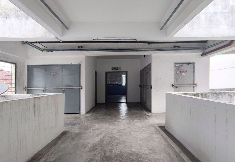 Tasik Height Apartment Bandar Tasik Selatan, Kuala Lumpur