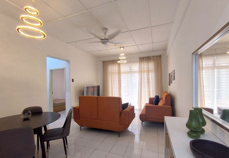 Tasik Height Apartment Bandar Tasik Selatan, Kuala Lumpur