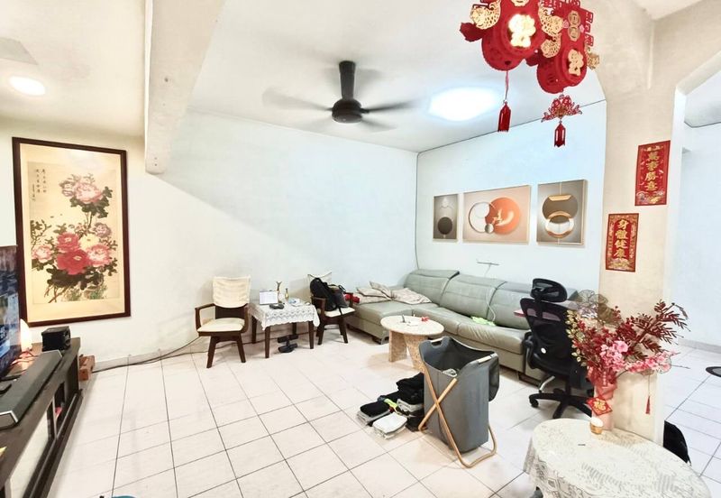 Double Storey Terrace Taman Puncak Jalil 