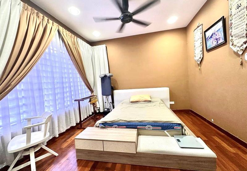 DOUBLE STOREY TERRACE TAMAN DESA BUDIMAN BANDAR SUNGAI LONG KAJANG