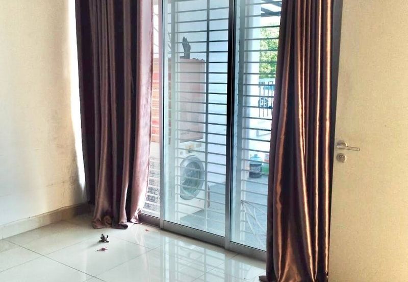 DOUBLE STOREY DESA SALAK PERMAI SALAK TINGGI, SEPANG @ NEAR NILAI