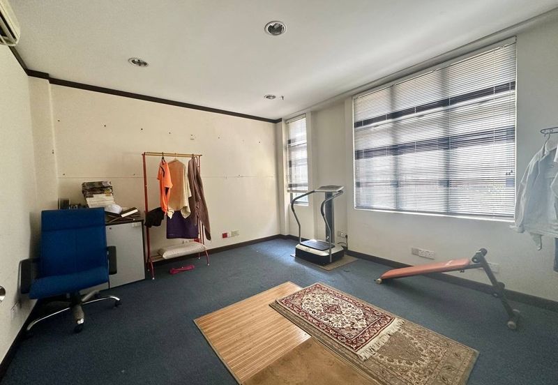 Office Phileo Damansara 1 Seksyen 16 Petaling Jaya Selangor.