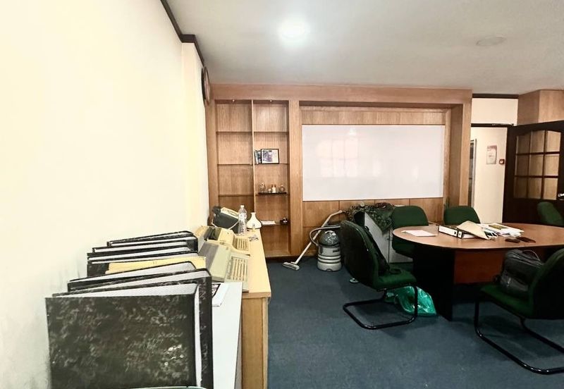 Office Phileo Damansara 1 Seksyen 16 Petaling Jaya Selangor.