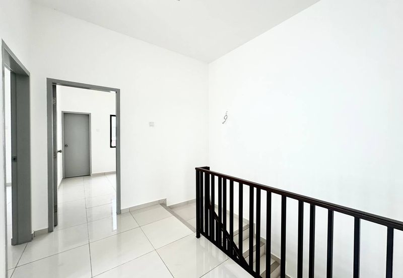 Double Storey Terrace House @ Queenbury  Mahkota Hills Lenggeng Negeri Sembilan.