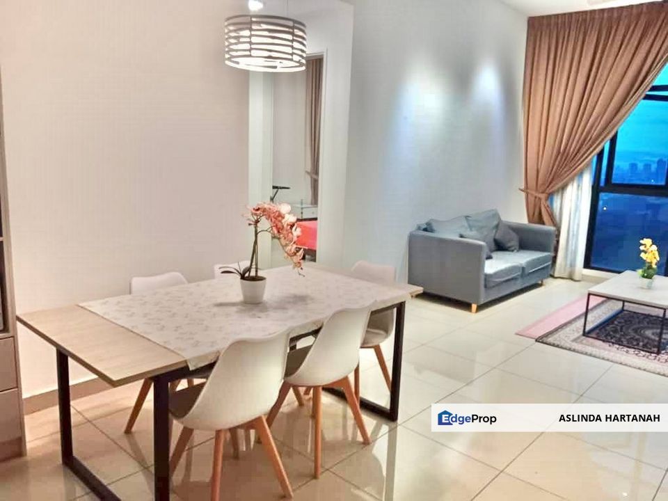 For sale  Fully Furnished Conezion Residence IOI Putrajaya for Sale, Selangor, Putrajaya