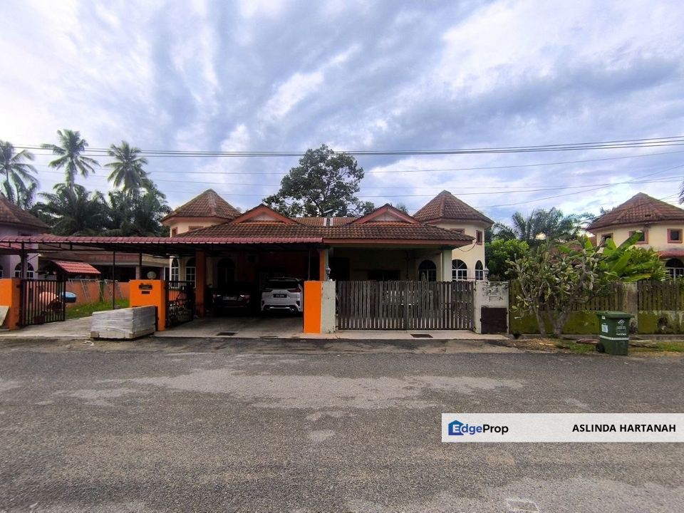 For Sale Single Storey Semi-D, Taman Cempaka Indah, Bandar Bera, Pahang, Pahang, Bera