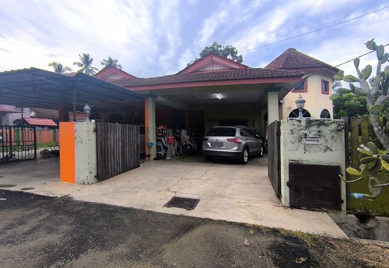 For Sale Single Storey Semi-D, Taman Cempaka Indah, Bandar Bera, Pahang