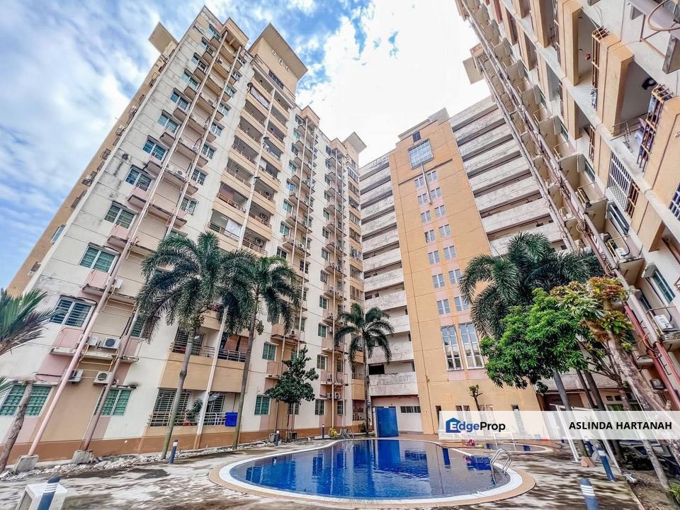 VISTARIA APARTMENT PUCHONG-Spacious Nice House FOR SALE for Sale @RM295