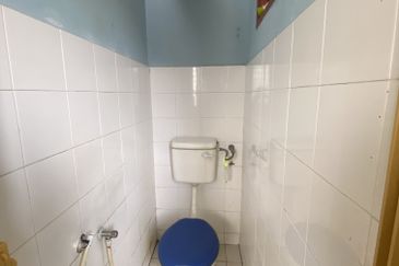 BANDAR TASIK SELATAN KL-Apartment Hot Location Near LRT/MRT/ERL/KTM/TBS FOR SALE