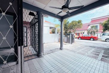 FOR SALE Single Storey Terrace Jalan Suasana, Bandar Tun Hussein Onn, Cheras 