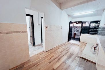 FOR SALE Single Storey Terrace Jalan Suasana, Bandar Tun Hussein Onn, Cheras 