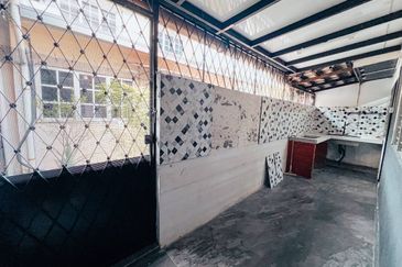 FOR SALE Single Storey Terrace Jalan Suasana, Bandar Tun Hussein Onn, Cheras 