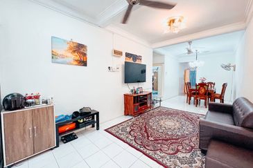 For Sale Townhouse Taman Saga (Upper Unit), Ampang, Selangor