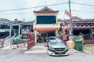 For Sale Townhouse Taman Saga (Upper Unit), Ampang, Selangor