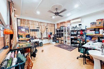 For Sale Townhouse Taman Saga (Upper Unit), Ampang, Selangor