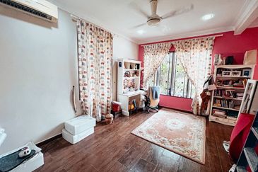 Double Storey Semi Detached, Ukay Perdana, Ampang