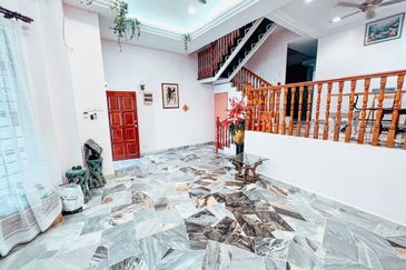 FOR SALE 2.5 Storey Terrace, Taman Bukit Utama, Ampang