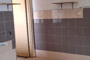 Residensi Warnasari 3