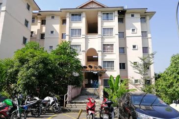 Residensi Warnasari 3