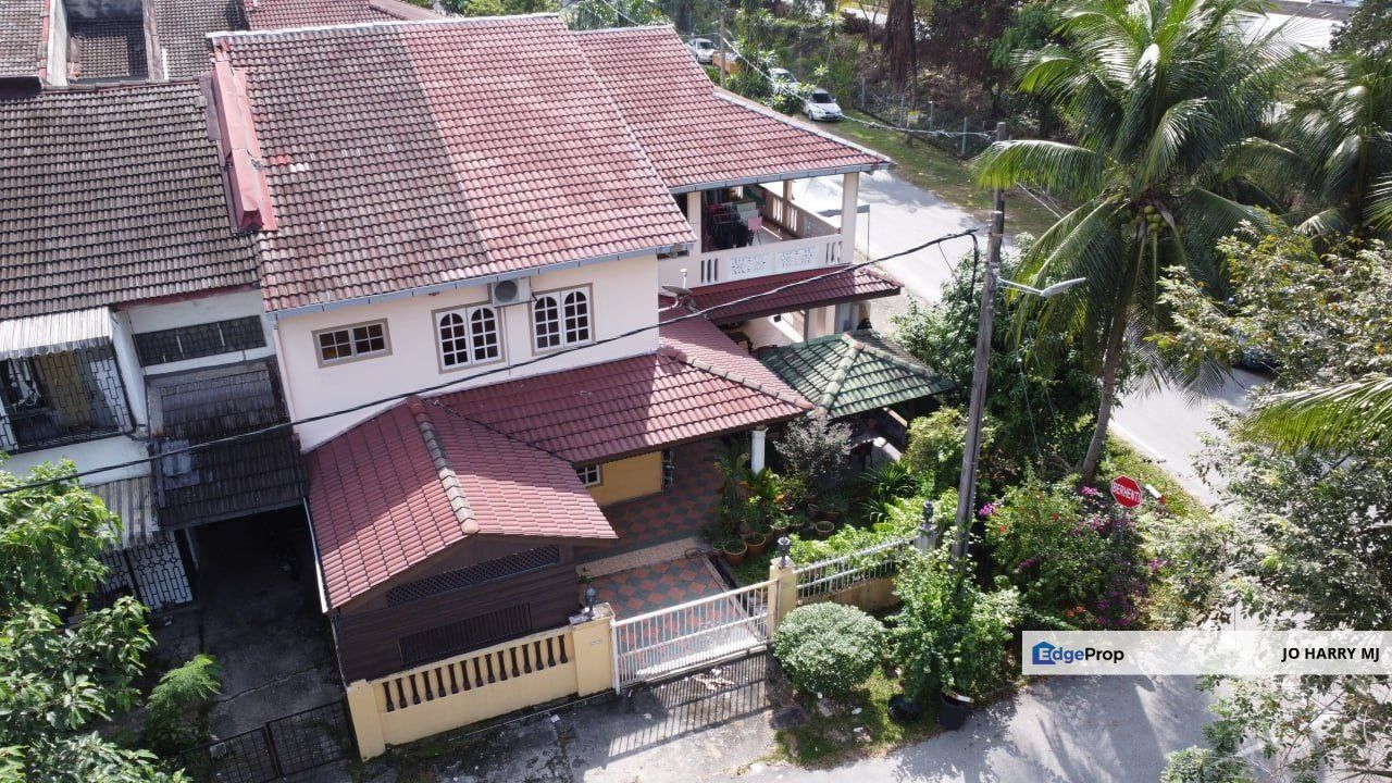 FOR SALE CORNER LOT DOUBLE STOREY TERRACE TAMAN SELASIH 2 BATU CAVES