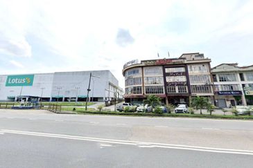 Jalan Mas 1 Kulai - 2 Adjoining Shoplots for Sale
