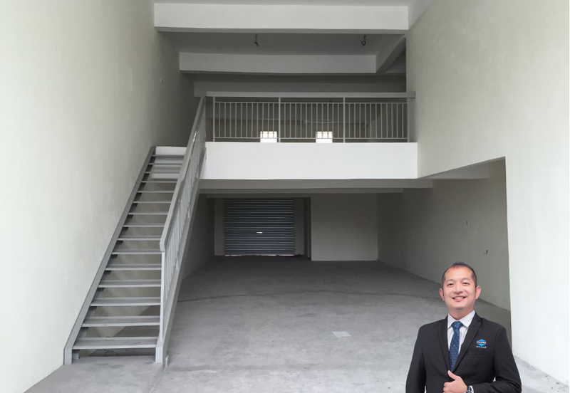 Pusat Perdagangan Danga Utama