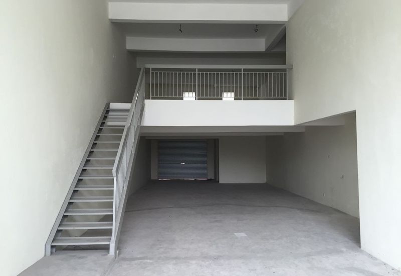 Pusat Perdagangan Danga Utama