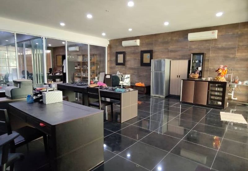 Nusa Cemerlang Industrial Park