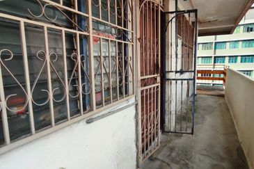 Flat PKNS Jalan Raja Muda Musa