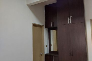 BANDAR ENSTEK (JENTAYU)