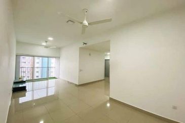 Kiara Court - Nilai Impian