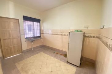 Lorong Batu Nilam 28H