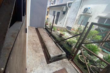 Lorong Batu Nilam 28H