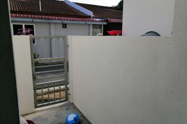 Taman Bukit Cerana Mantin PEGANGAN BEBAS