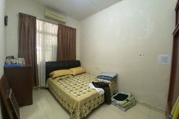 Taman Bunga Raya, Sepang