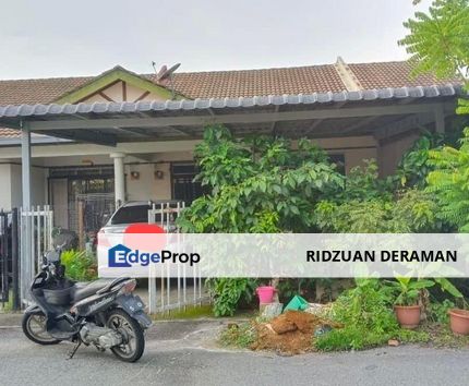 Taman Desa Cempaka 2 Nilai RENOVATED + PARTIALLY FURNISHED, Negeri Sembilan, Nilai