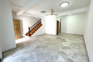 Jalan Impian Indah 1