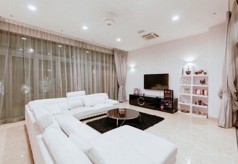 The Residence, Mont Kiara