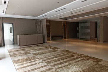 Bukit Ceylon Commercial Bungalow