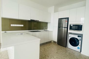 Pavilion Ceylon Hill