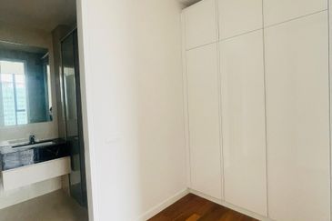 Pavilion Ceylon Hill