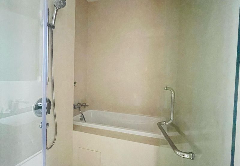 Pavilion Ceylon Hill