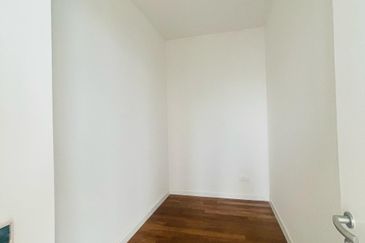 Pavilion Ceylon Hill